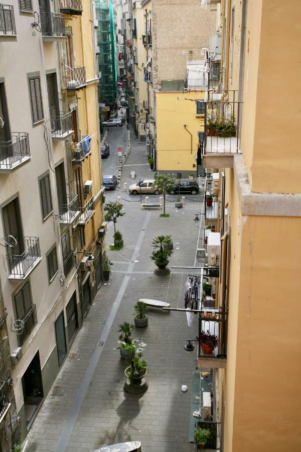 Casa Giro Apartment Napoli Bagian luar foto